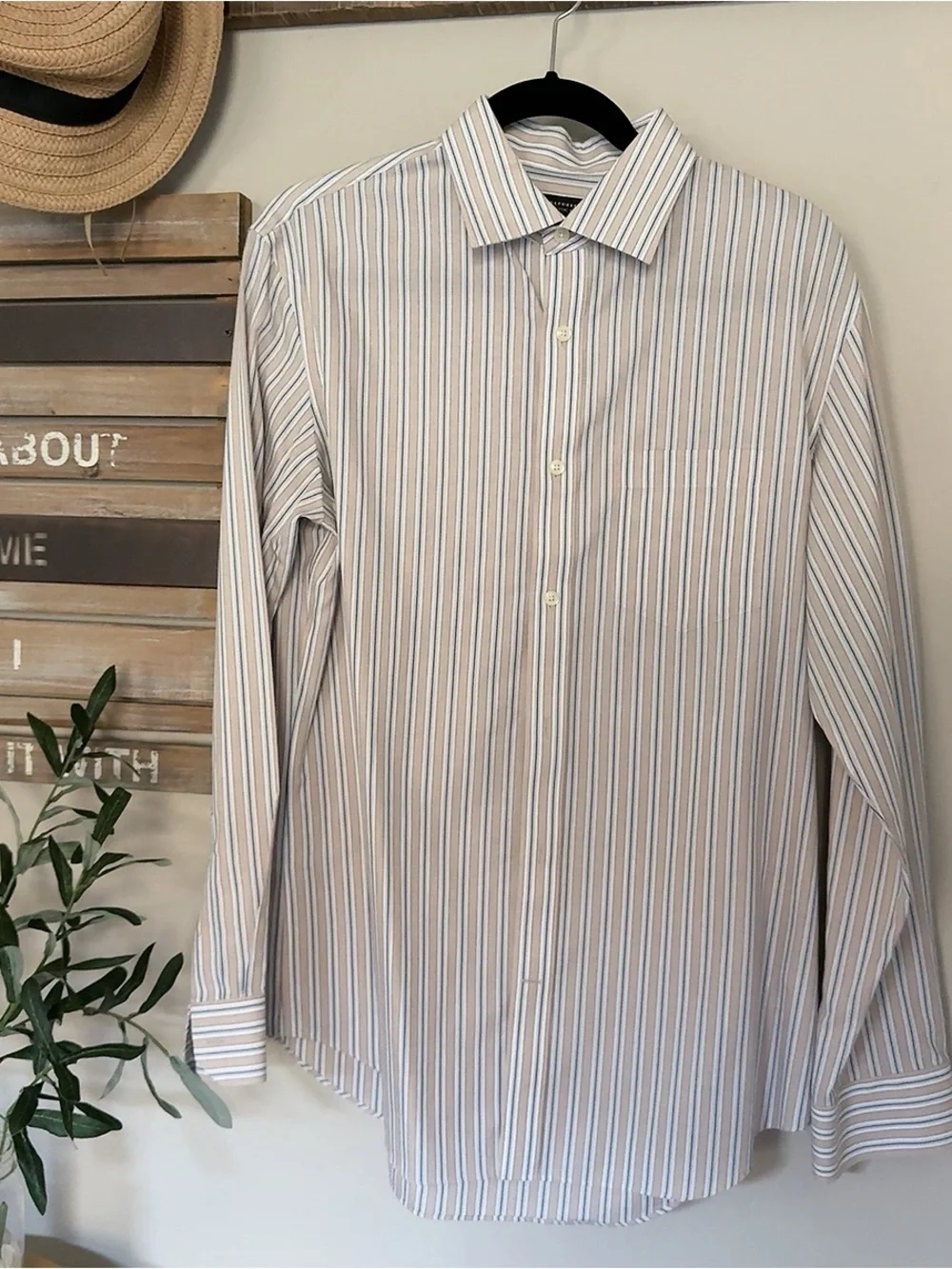 Banana Republic excellent from